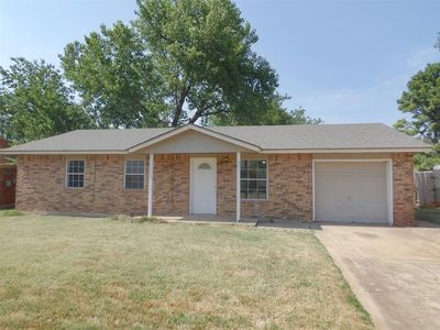 601 Woods Dr, Noble, OK, 73068
