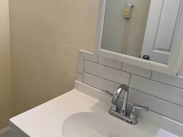 33 S North Carolina Ave #102 — Photo 6