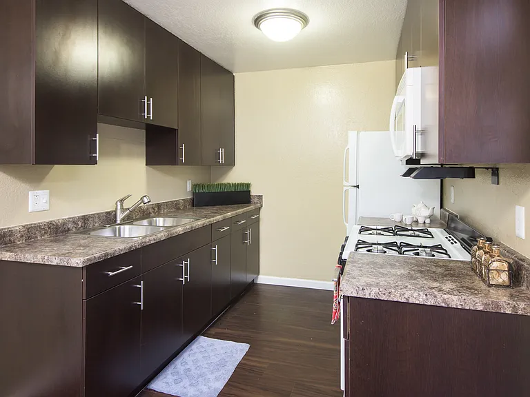 Village Green Apartments — Photo 8