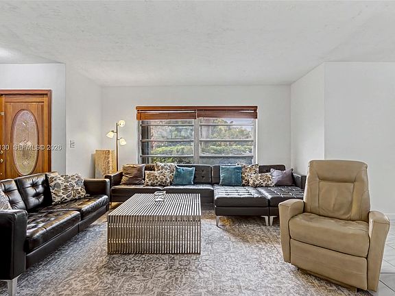 5th image of 10555 SW 124th Rd