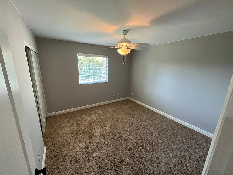 8256 E Monte Vista Rd — Photo 25