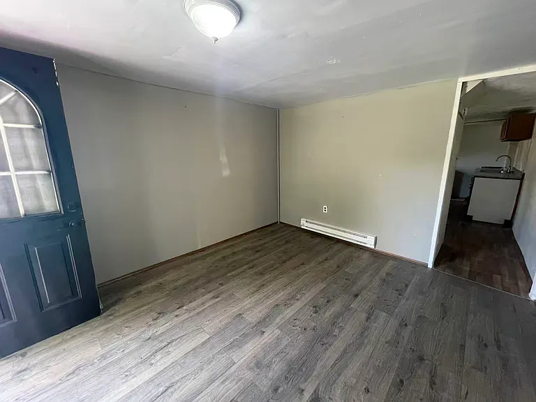 226 E Snyder Ave — Photo 8