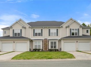 3023 Winston Dr APT 102, Burlington, NC 27215