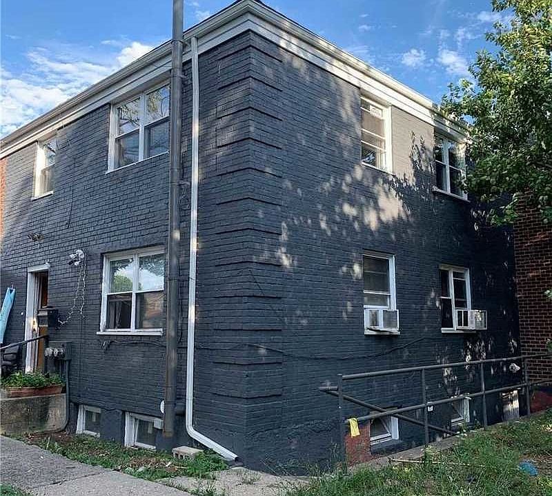 1st image of 86-08 Astoria Blvd.
