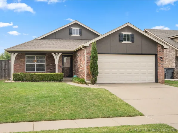 4009 W 104th Pl S, Jenks, OK 74037