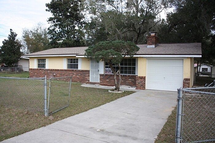 1st image of 10629 SE 52nd Ave
