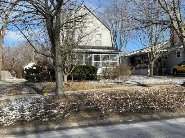 421 E Main St, Fennville, MI 49408