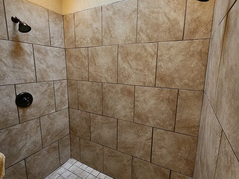 2105 San Patricio Loop — Photo 32
