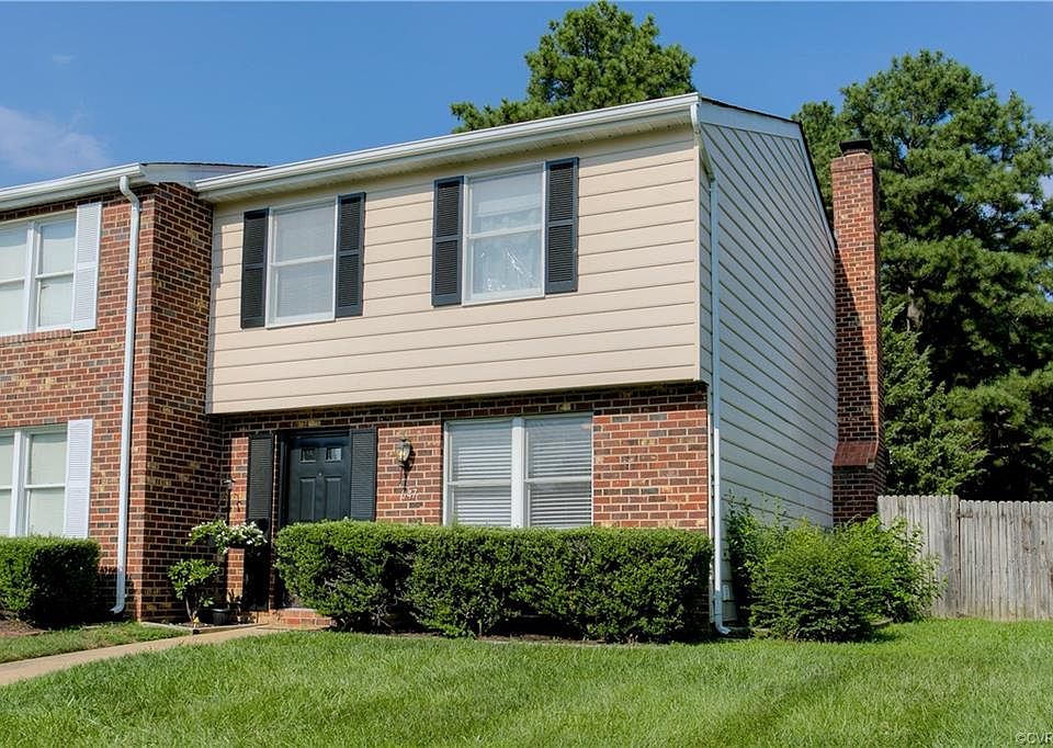 1st image of 9647 Springfield Woods Ct
