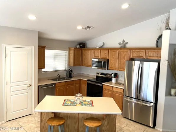 6432 W VILLA LINDA Drive, Glendale, AZ 85310