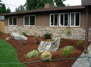 3925 155th Ave SE, Bellevue, WA 98006