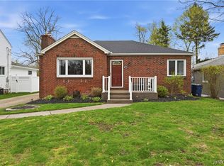 310 Walton Dr, Amherst, NY 14226