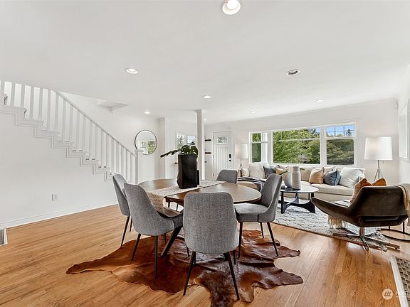 Living/dining combo with space for an office, dining room, and living room â€“ tailored to your lifestyle.>