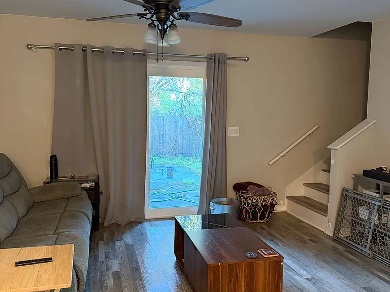 7665 Jana Ln S — Photo 10