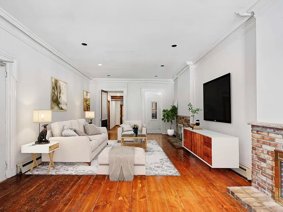 43 Fulton St #1