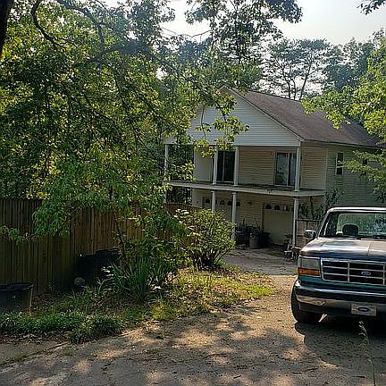 Carriage House/Garage