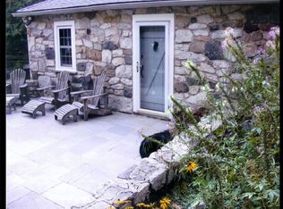 38 Herman Thau Rd, Annandale, NJ 08801