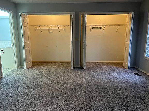 5th image of 36 Basildon Cir