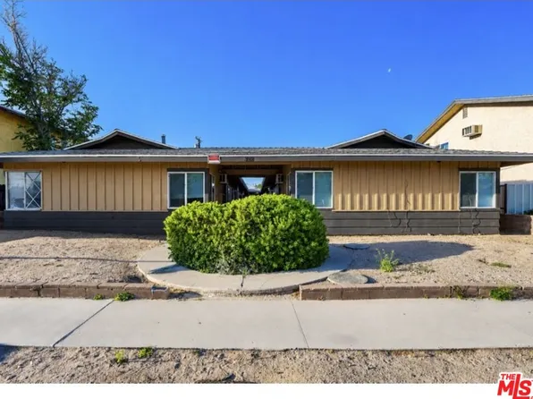 342 E Lancaster Blvd, Lancaster, CA 93535