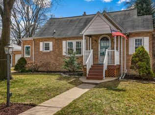 317 Harding Ave, Des Plaines, IL 60016
