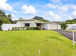 1567 Uluhaku Pl, Kailua, HI 96734