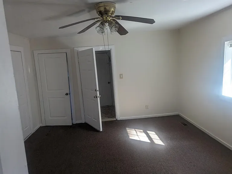 403 Justice Heights St — Photo 7