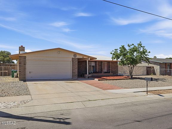 3rd image of 3749 W Horizon Hills Dr