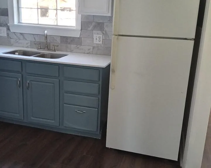 3129 Willing Ave — Photo 2