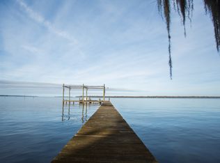 528 Clifton Rd, Crescent City, FL 32112