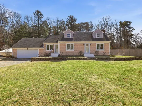 23 Clubhouse Drive, Pocasset, MA 02559