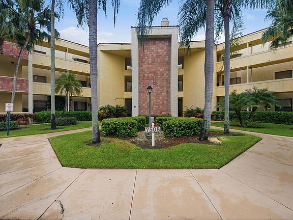 2nd image of 7508 La Paz Blvd APT 107