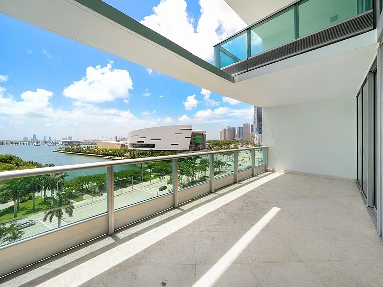 900 Biscayne Blvd #905 — Photo 27