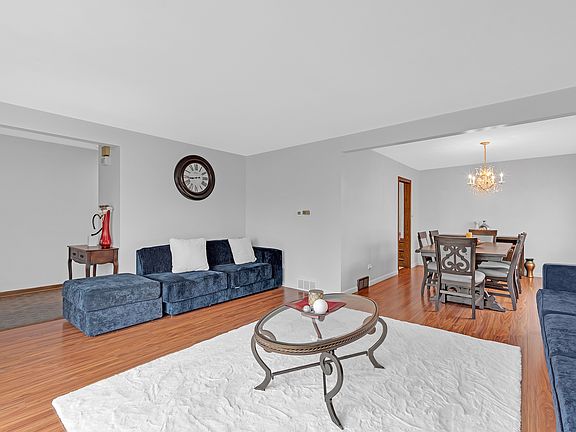 5th image of 11020 Raleigh St