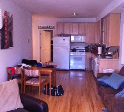 3rd image of 2320 N Southport Ave #2W