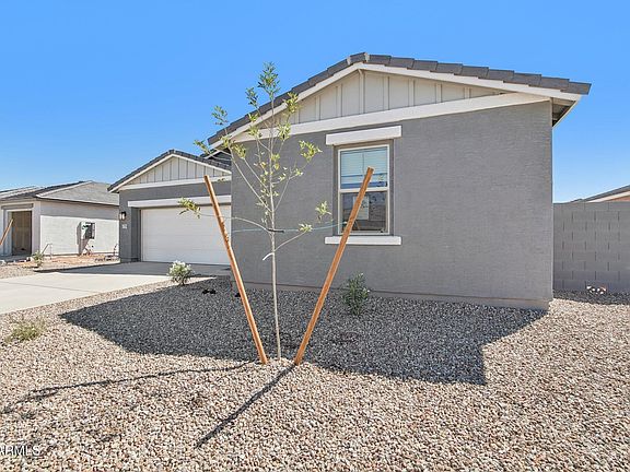 3rd image of 47199 W MELLEN Lane