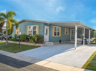 535 Sunshine Ave, North Fort Myers, FL 33903