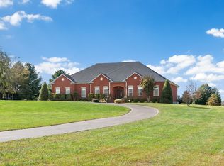 836 Dixie Bee Rd, Adams, TN 37010