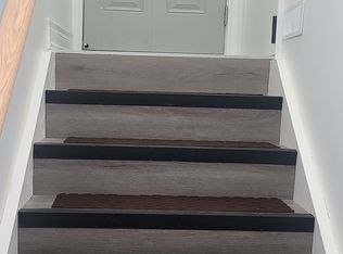 150 Lord Roberts Dr, Toronto, ON M1K3W8