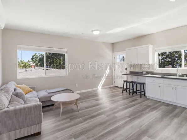 160 Harrison Ave, Redwood City, CA