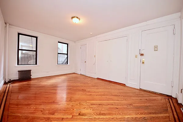 Rented by Waverly Realty Associates | media 41