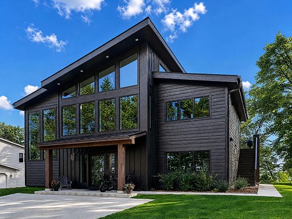 3rd image of 2063 Perch Ln SW