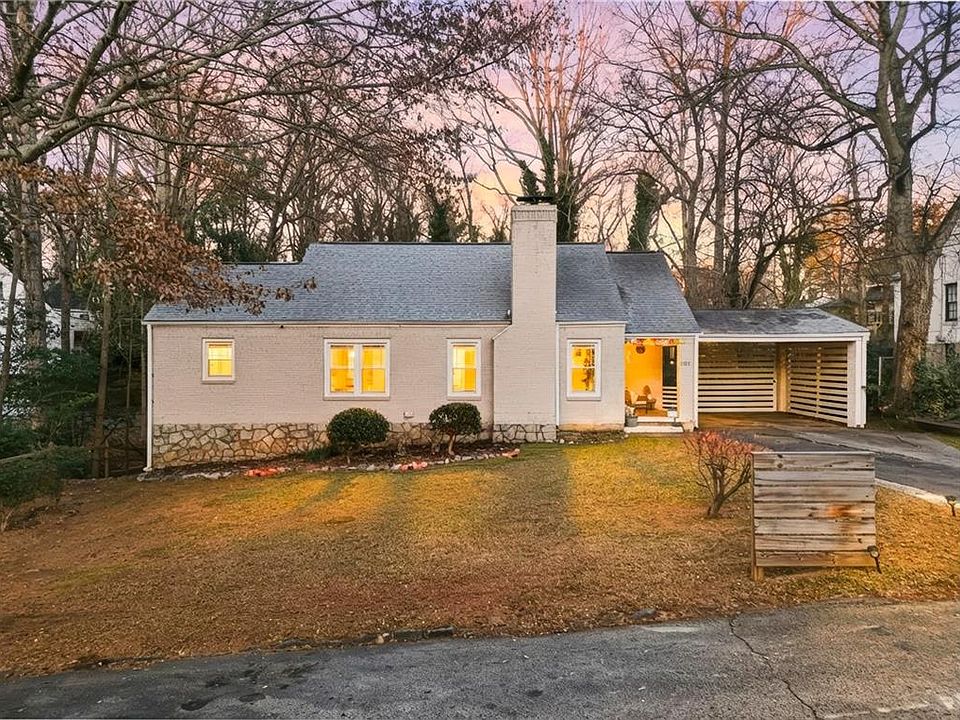1st image of 2323 Venetian Dr SW