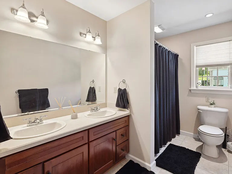 2504 Ron Dr — Photo 38