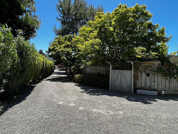 2nd image of 20431 Williams Ave