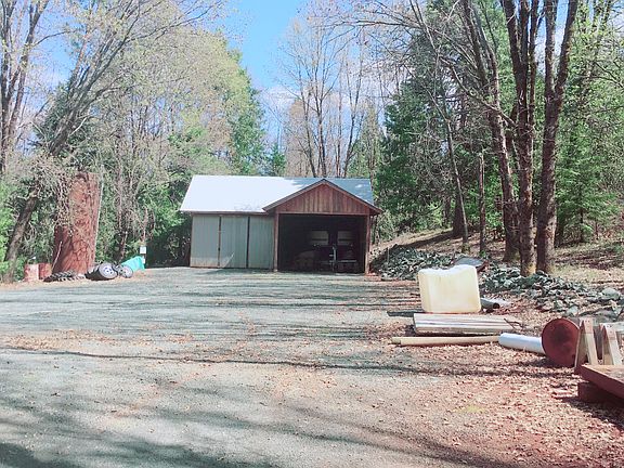 garage2: 3 parkings
