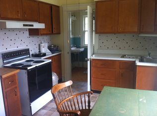 3152 Redwood Rd, Cleveland, OH 44118