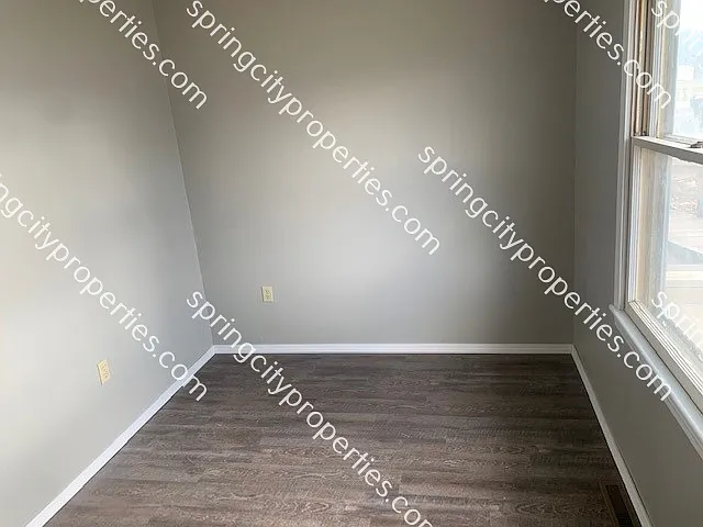 505 W Carman Rd — Photo 19