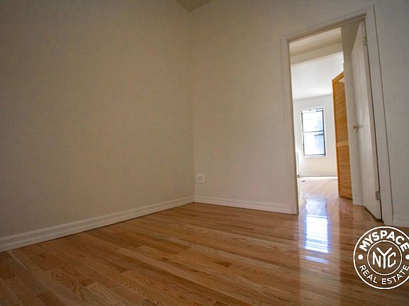 2nd image of 801 Saint Johns Pl APT 3R