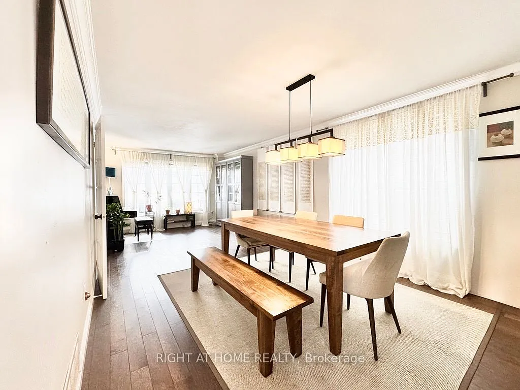 4 bed, $3,100 — Photo 4