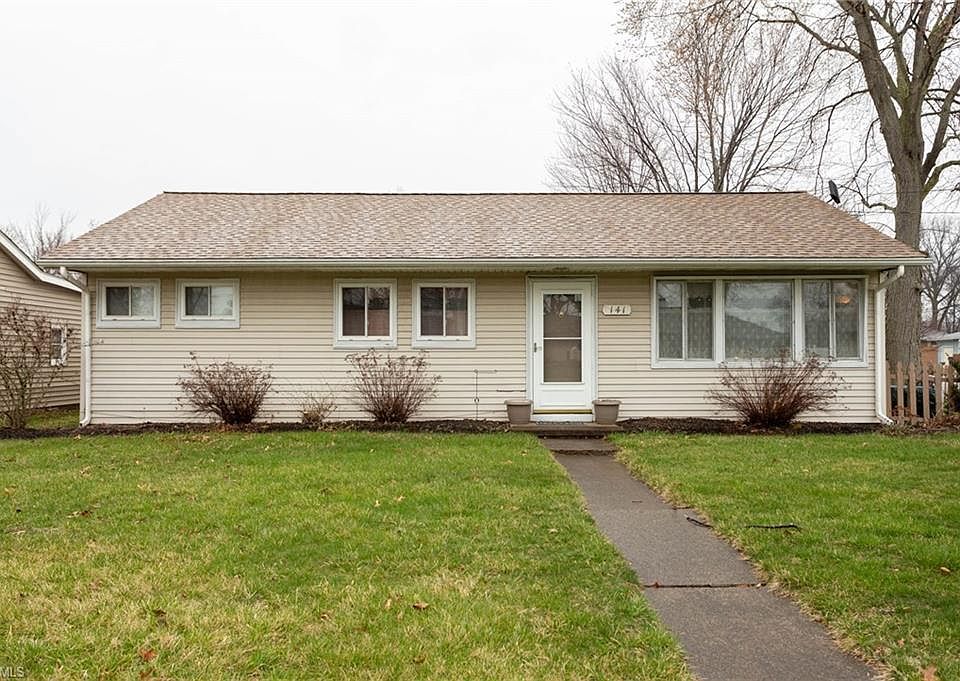 1st image of 141 Larkmont Dr